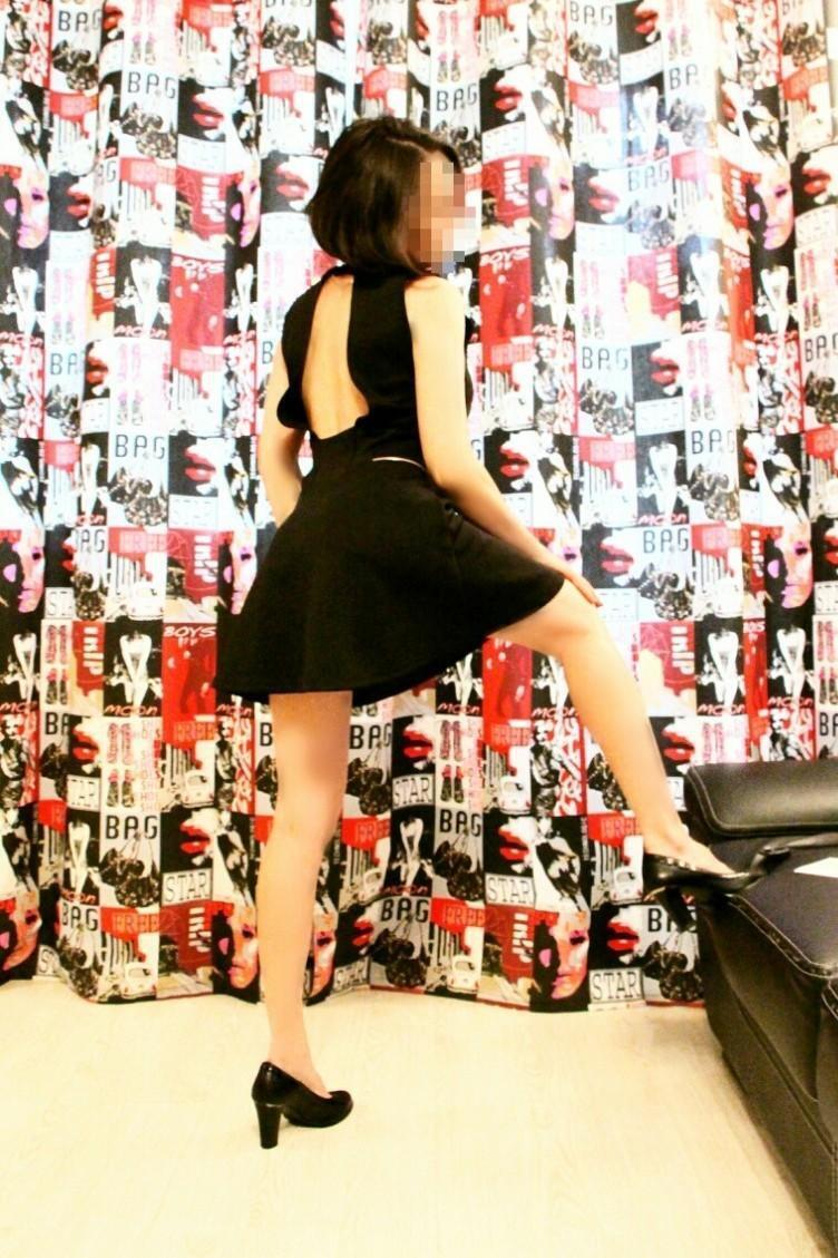 Лиля индивидуалка Питера у метро Девяткино индивидуалки спб